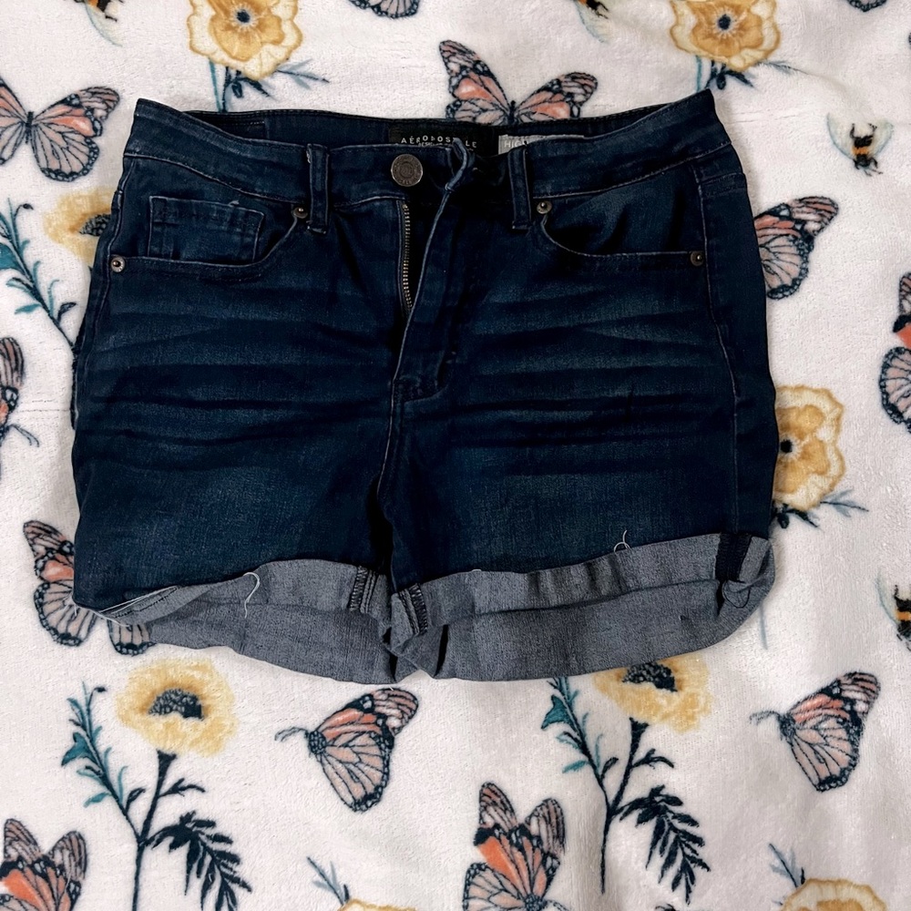 Aeropostale high waisted Midi shorts size 4